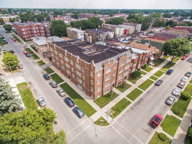 Building Photo - 8201 S Paulina Street