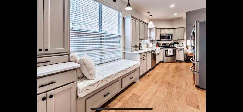 Building Photo - 1454 Island Town Cove