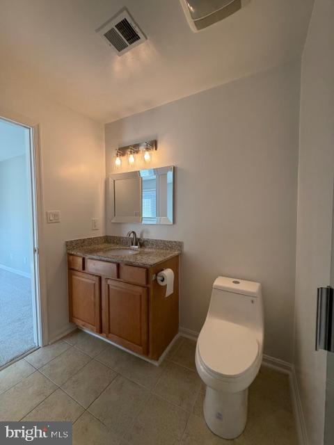 Building Photo - 3175 Summit Square Dr