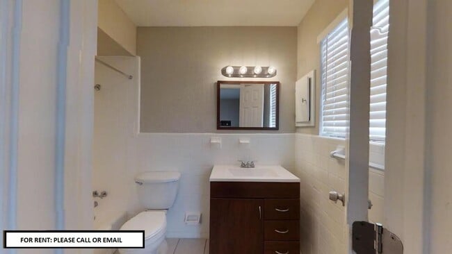 Building Photo - 26200 Redlands Blvd