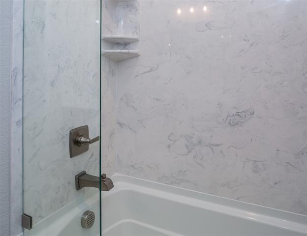 Building Photo - 524 N Main Dr