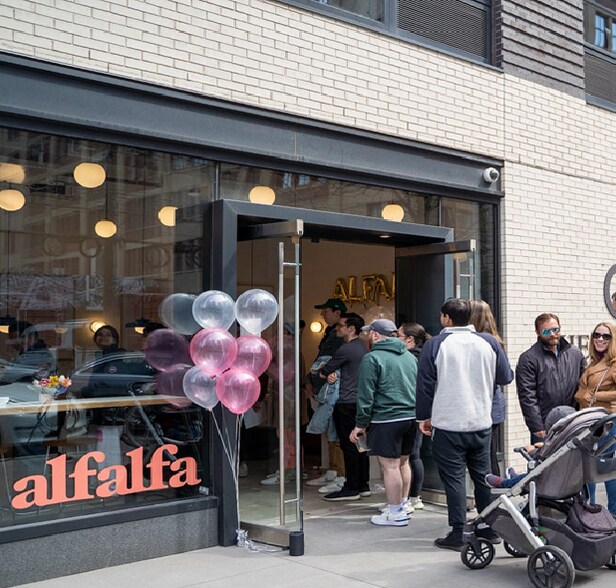 Alfalfa cafe & restaurant at ground floor - 160 1st St