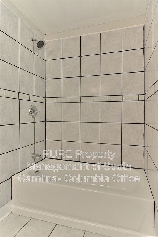 Building Photo - 901 Indigo Ave