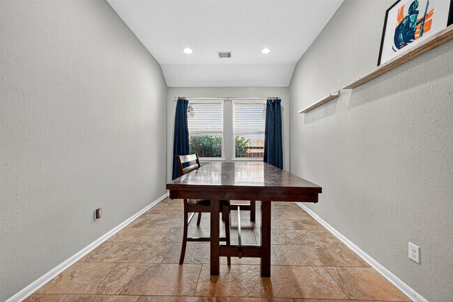 Building Photo - 19334 N Cottonwood Green Ln