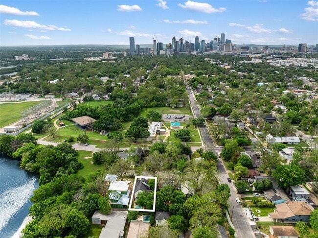 Building Photo - 73 Julius St