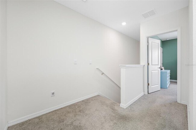Building Photo - 11130 Crescent Deer Dr