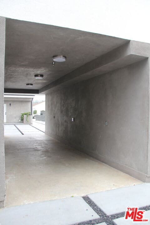 Building Photo - 5242 Tilden Ave