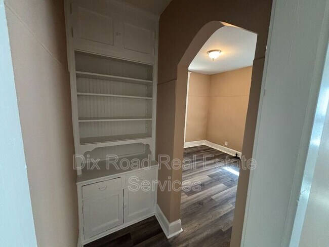 Building Photo - 1026 Del Monte Pl