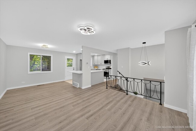 Building Photo - 2211 Birchwood Pkwy