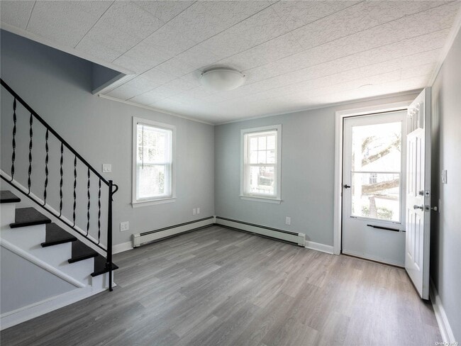 Building Photo - 11-13 3rd St