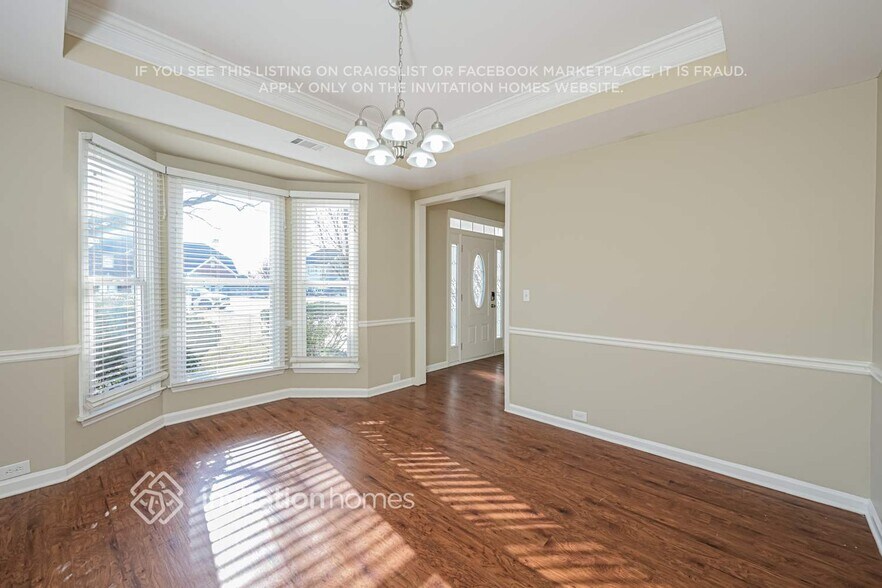 Building Photo - 135 Springlaurel Ct