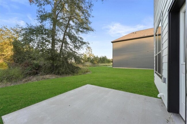 Building Photo - 275 Rd 5102F