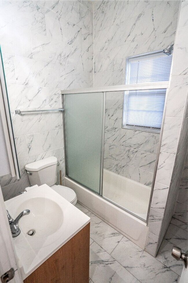 Building Photo - 43-45 Case Ave