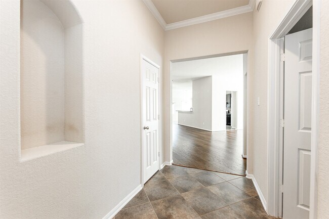 Building Photo - 18811 Calla Spring Dr
