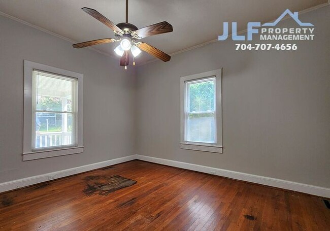 Building Photo - Peaceful 2/1 Ranch in Kannapolis!