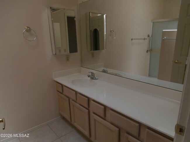 Building Photo - 3773 S Avenida de Encino
