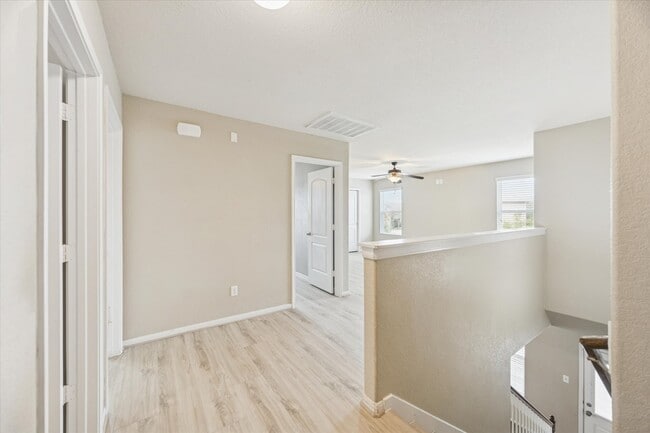 Building Photo - 15326 Knotty Chestnut St