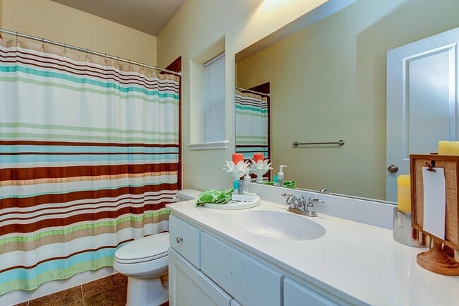 Building Photo - 1319 Birdsall St