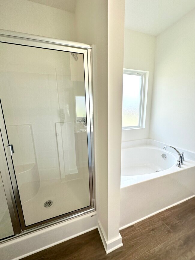 Building Photo - 4091 Textile Ln SW