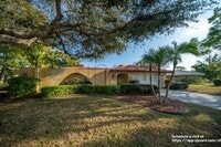 Building Photo - 468 Laurencin Dr