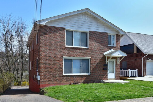 Building Photo - 3151 Glendale Ave