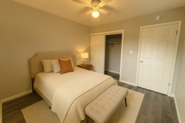 Building Photo - Cozy 2BD/1BA Available for Rent! (Upstairs)