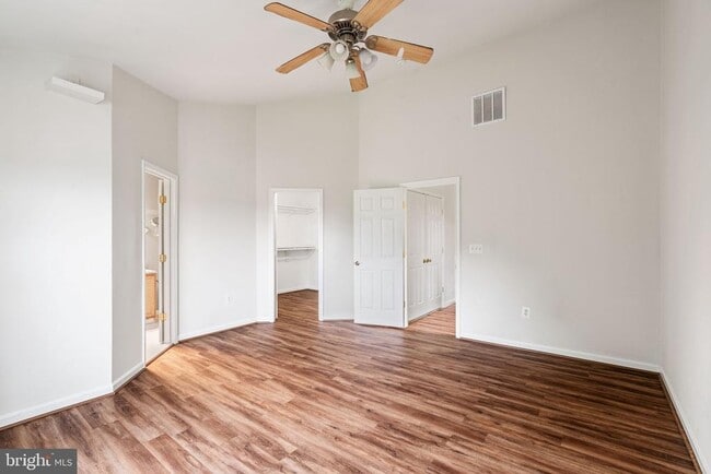 Building Photo - 15701 Palermo Terrace