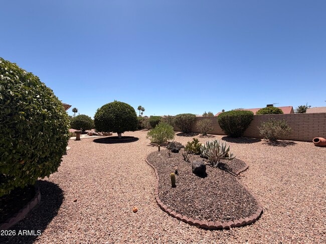 Building Photo - 14607 W Yosemite Dr