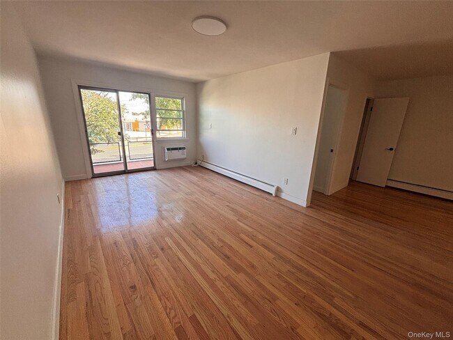 Building Photo - 71-34 Kissena Blvd