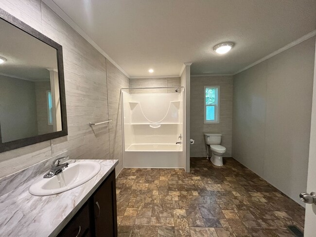 Building Photo - 1607 Delaware Dr