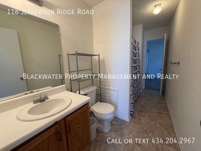 Building Photo - 118 Jefferson Ridge Rd