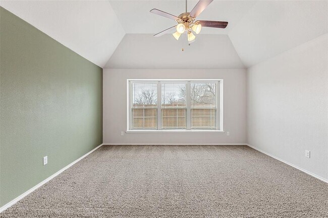 Building Photo - 6320 Red Cliff Dr