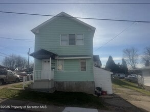 Building Photo - 2001 Price St