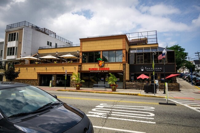 Building Photo - 6601 Broadway