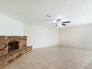 Building Photo - 17519 Fieldglen Dr