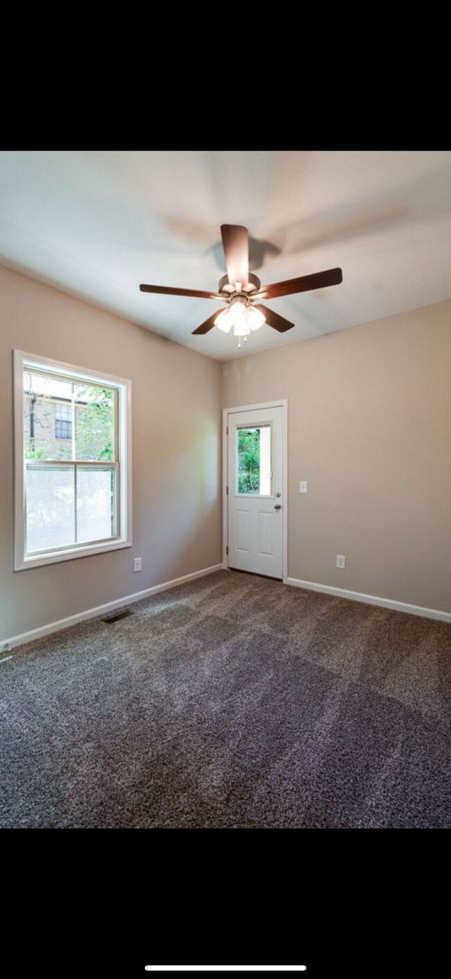 Building Photo - 65 W Fork Dr