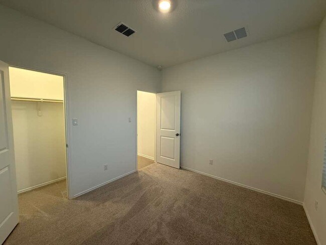 Building Photo - 17704 Sage Thrasher Dr