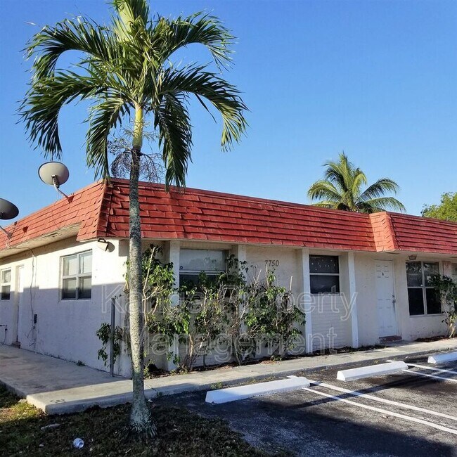 Primary Photo - 7750 SW 10th Ct