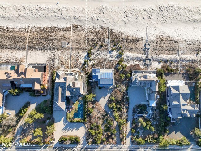 Building Photo - 1521 Ocean Ave