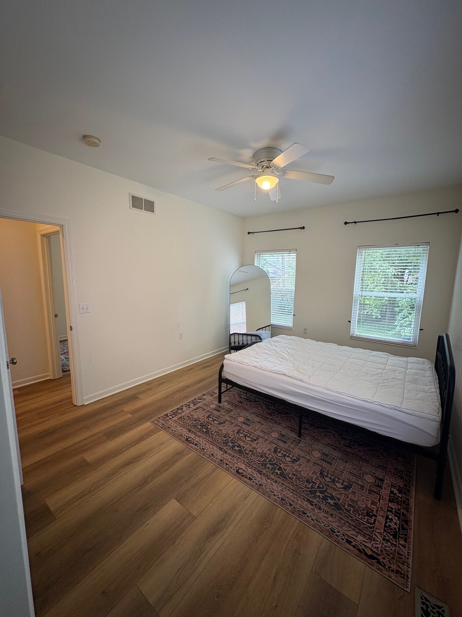 Master Bedroom - 4127 Ballard Ave