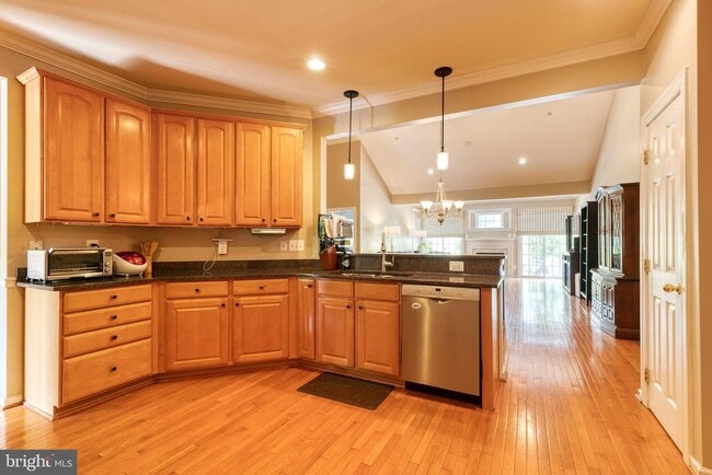 Building Photo - 318 Native Dancer Cir