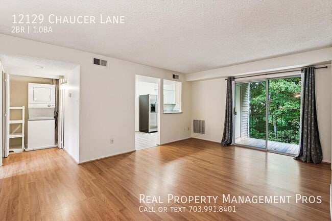 Building Photo - 12129 Chaucer Ln