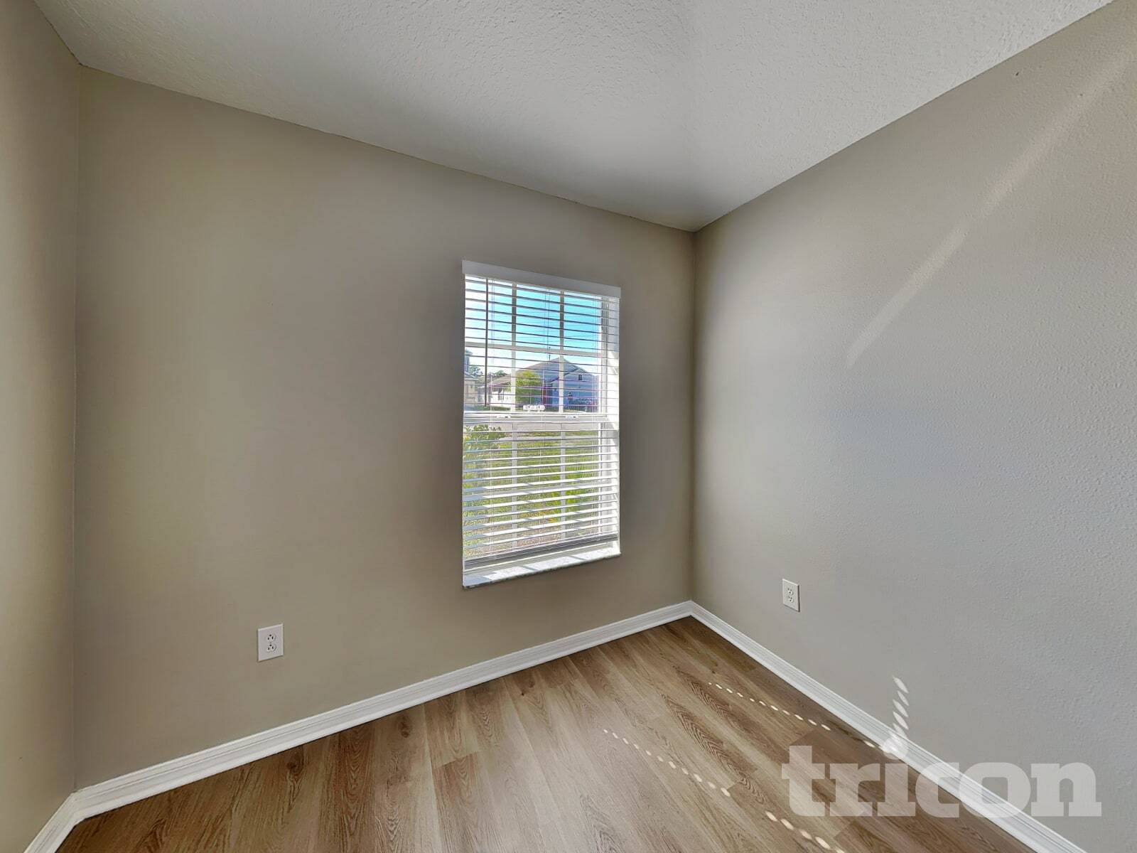 Building Photo - 9588 Southern Charm Cir