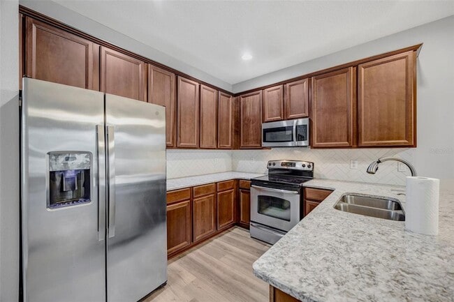 Building Photo - 6705 Holly Heath Dr