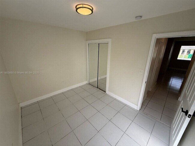 Building Photo - 7410 Granada Blvd