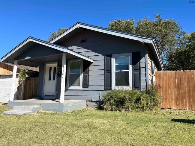 Primary Photo - 2204 Ave J