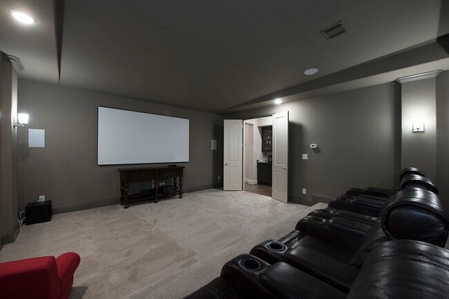 Building Photo - 7 Yellowstar Ct