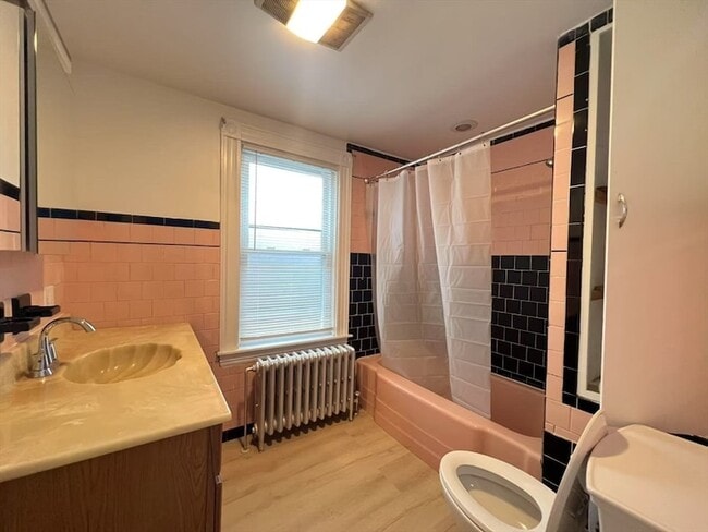 Building Photo - 68 Water St