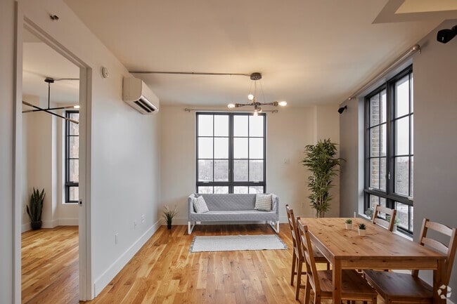 2BR, 1BA Model - 12-24 Ford St