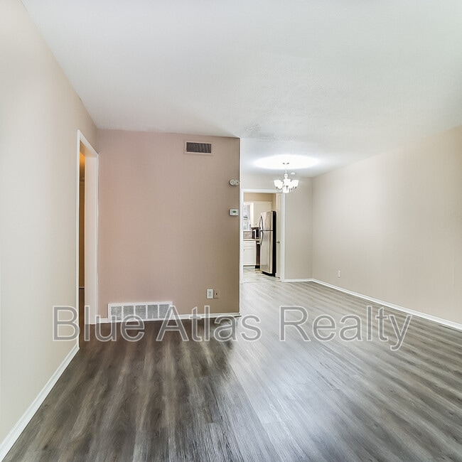 Building Photo - 3903 Hawthorne Ave